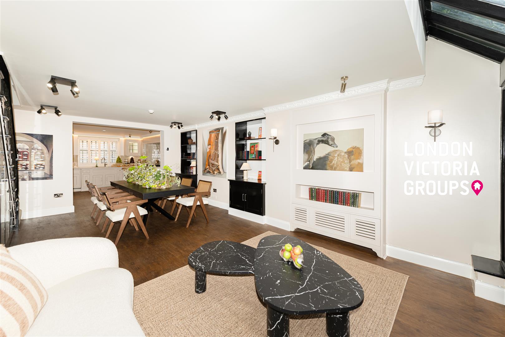 5 bed property in Trevor Place, London